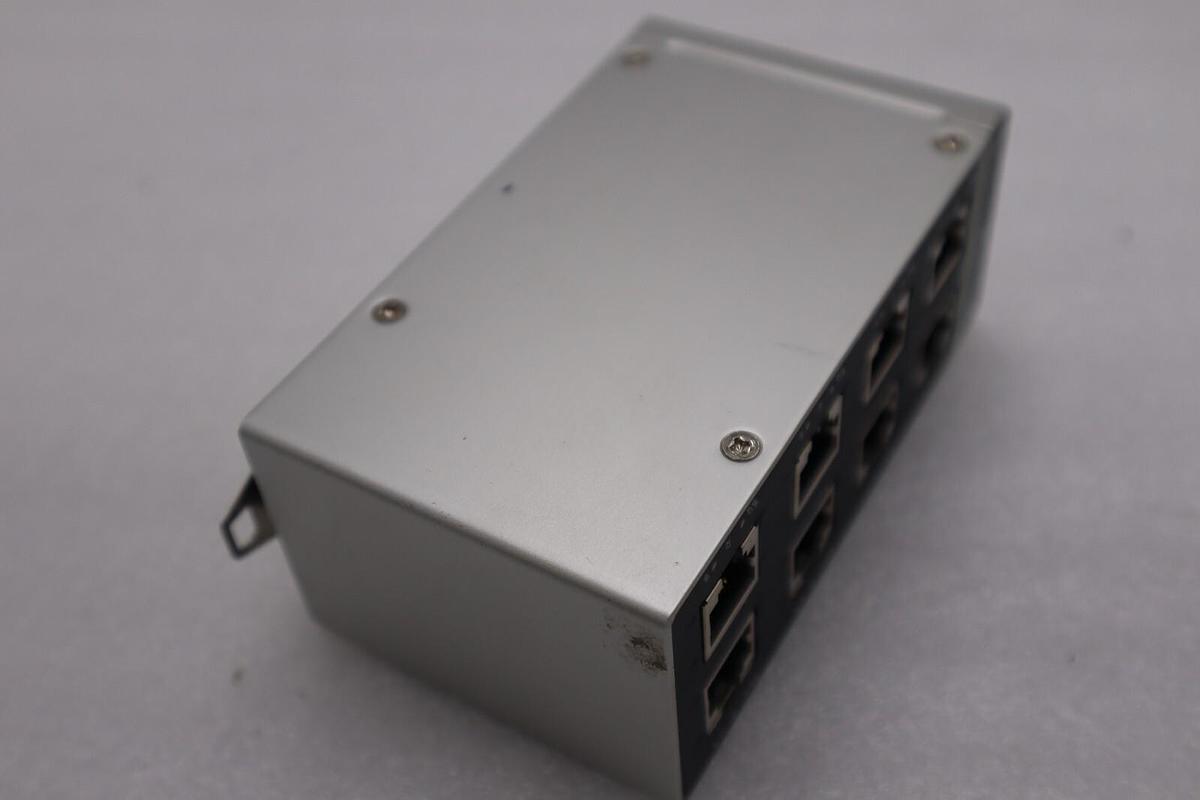 Used PHOENIX CONTACT FL SWITCH SFN 8TX ETHERNET SWITCH 2891929 STK K-402-D