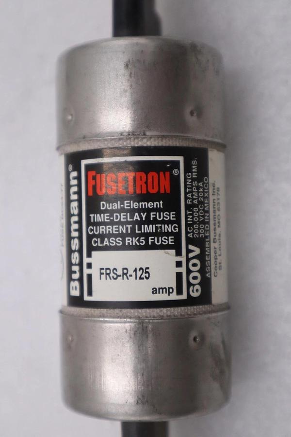 NEW OPEN BOX FUSETRON FRS-R-125 BUSSMANN 600V FUSE FRSR125 STOCK K-4026CC