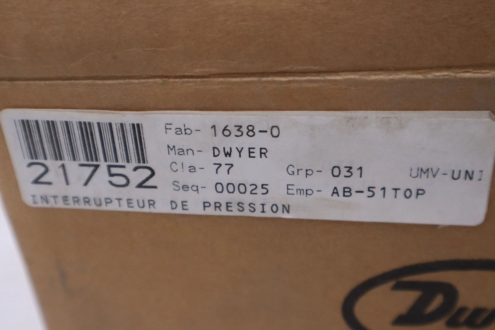 Used DWYER 1638-0 Large Diaphragm Pressure Switch: 0.05" to 0.25" WC - STOCK GF1014