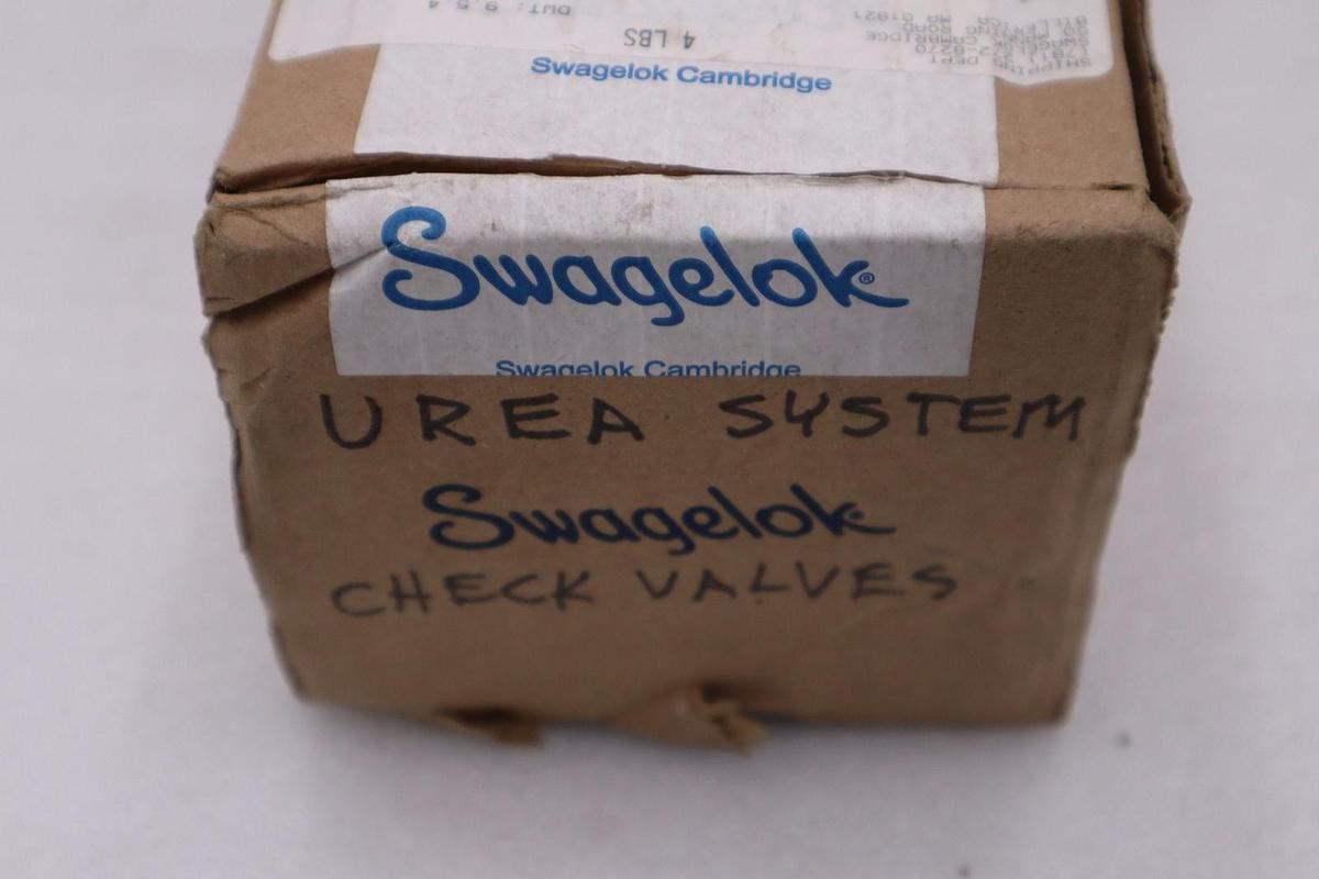 BOX OF 5 - Swagelok SS-8CP5-1 Stainless Steel 1-Piece Poppet Check Valve #GF169