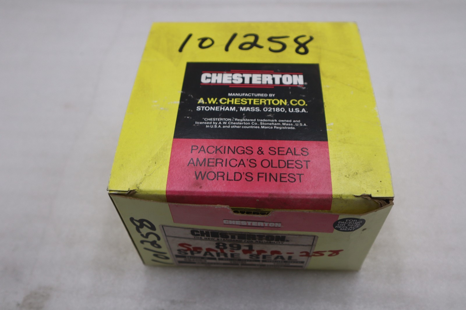 CHESTERON 891 SEAL ASSEMBLY 664053 - NEW - STOCK GF693