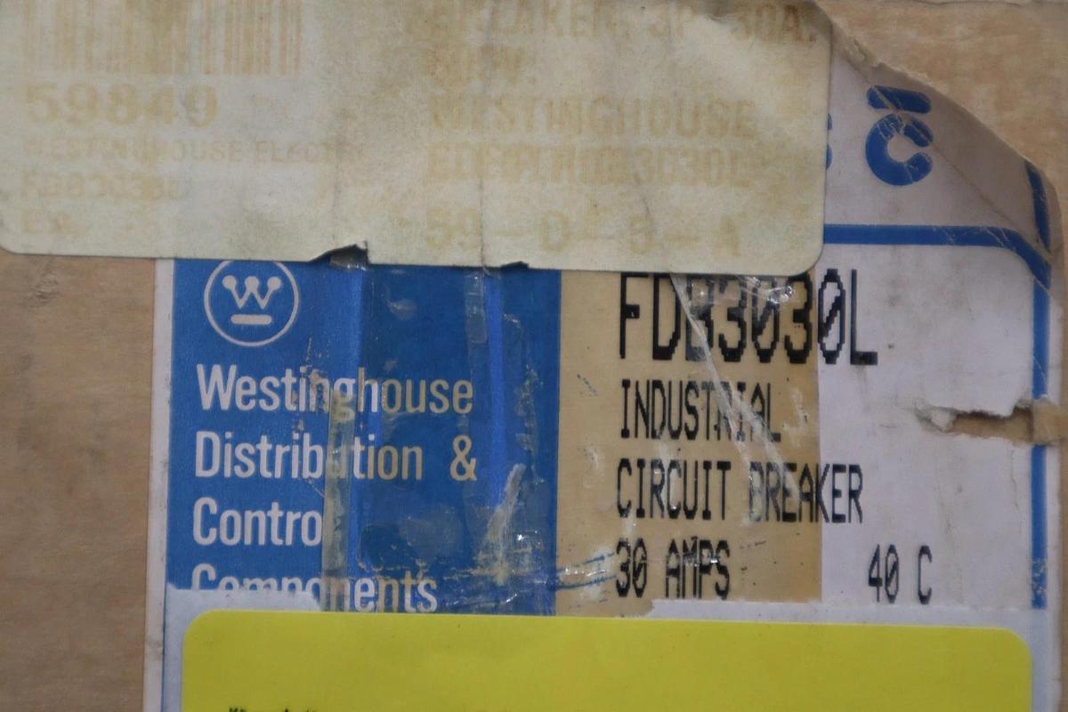 Used Cutler Hammer FDB3030L Molded Case Circuit Breaker C Series STOCK 1409CC
