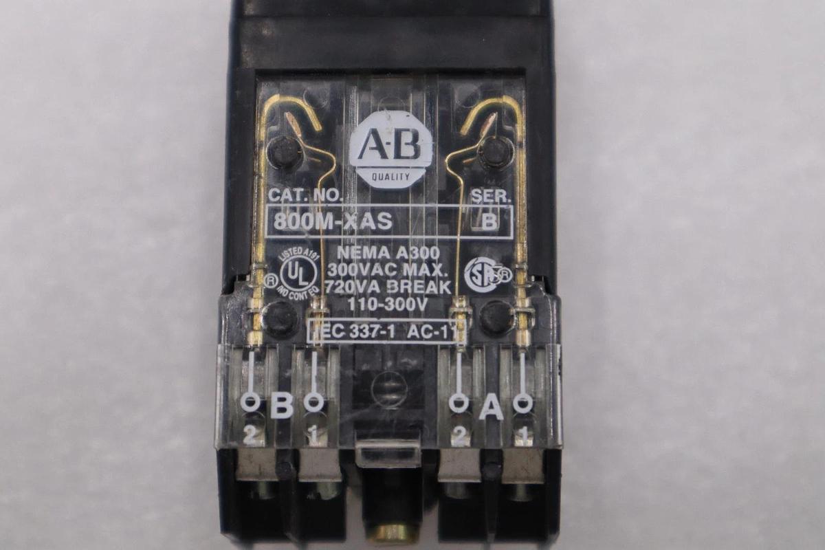 Used Allen-Bradley 800MR-JX4B Ser. A Small Round 3 Position Switch STOCK H1241A