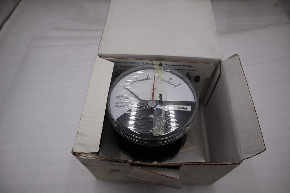 NEW IN BOX WIKA Model A2G-10 Air 2 Guide Differential pressure gauge 0-25 #H995