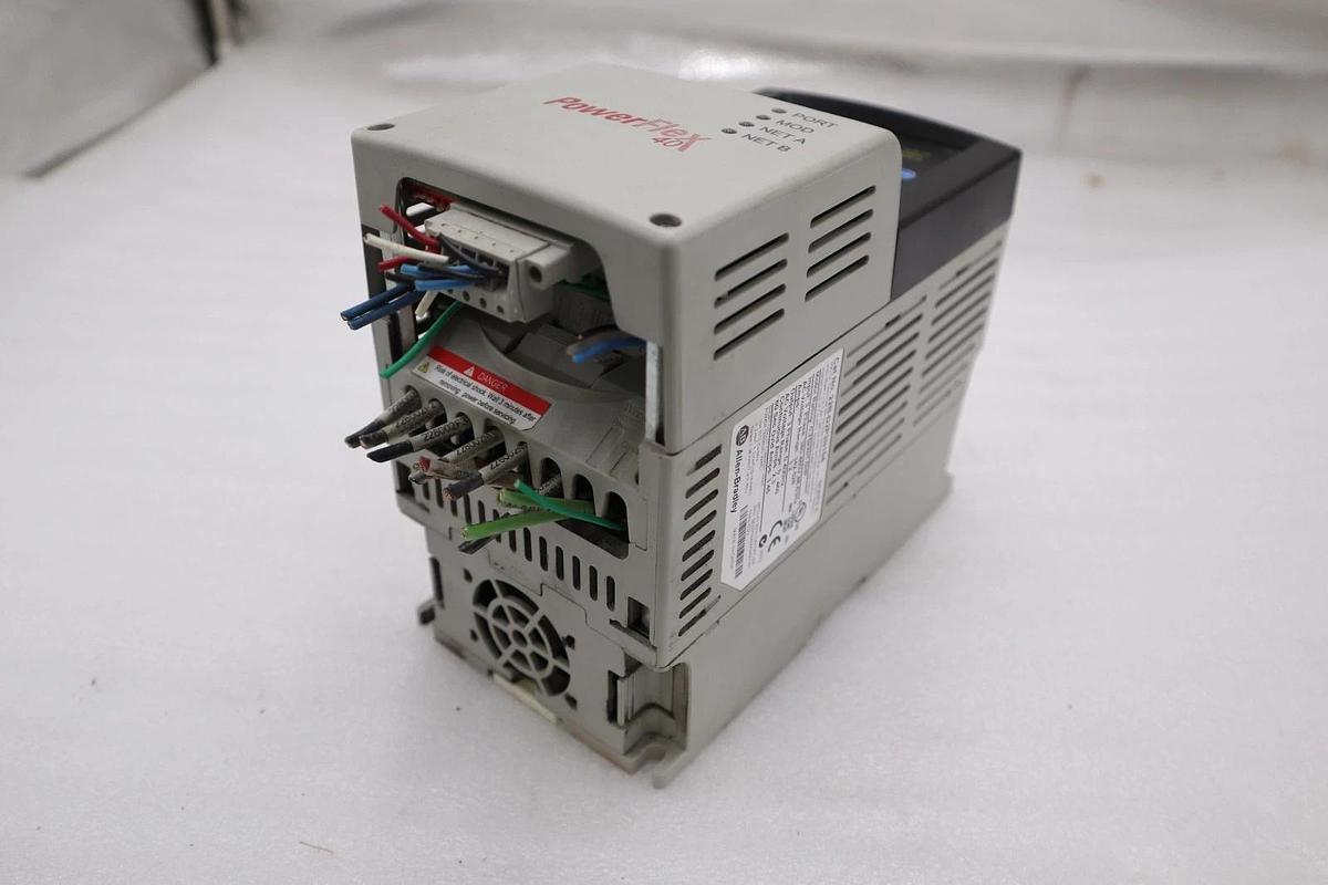 Used Allen Bradley 22B-D2P3N104 /A PowerFlex 40 480V 3-Phase 1HP AC Drive #H1243