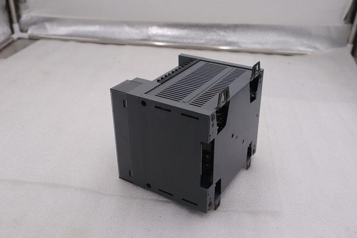 Used ALLEN BRADLEY SLC 500 1747-L20A, FRN 6 SERIES B 20 I/O #L-819