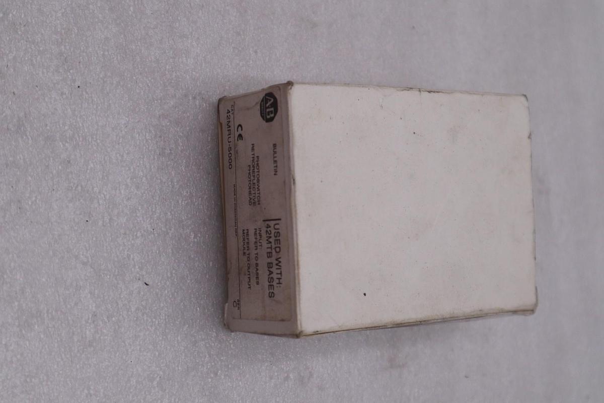 ALLEN BRADLEY 42MRU-5000 / 42MRU5000 PHOTOSWITCH RETROREFLECTIVE NEW IN BOX