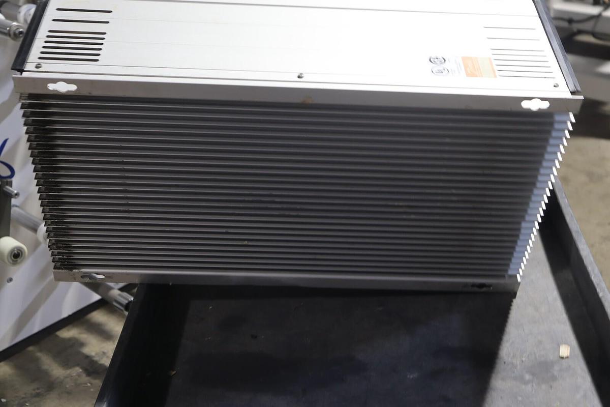 Used DANFOSS VARIABLE SPEED DRIVE VLT TYPE 3011 175L2014 STOCK S-261