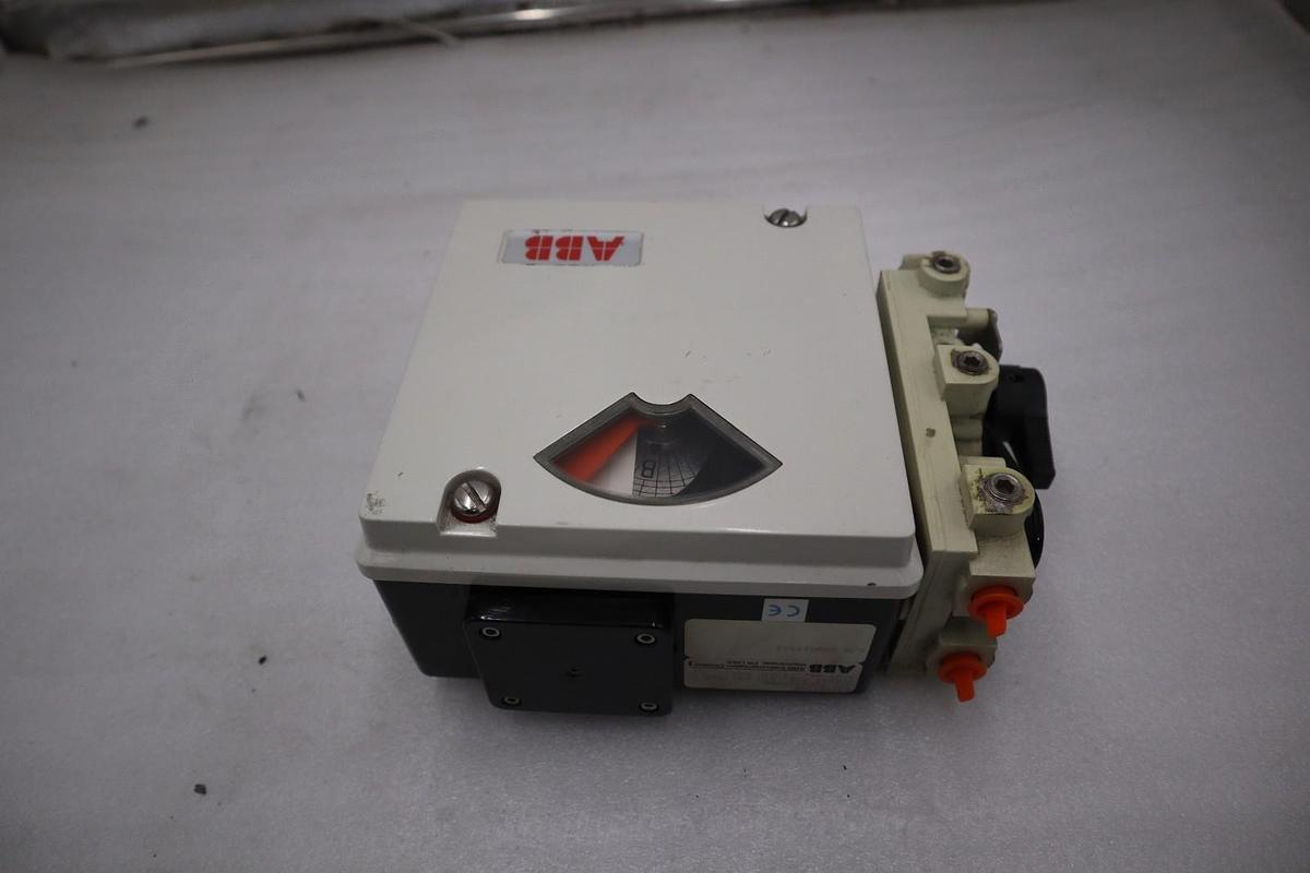 Used ABB AV2321030 Pneumatic I/P Positioner 150 PSI MAX - STOCK GF446