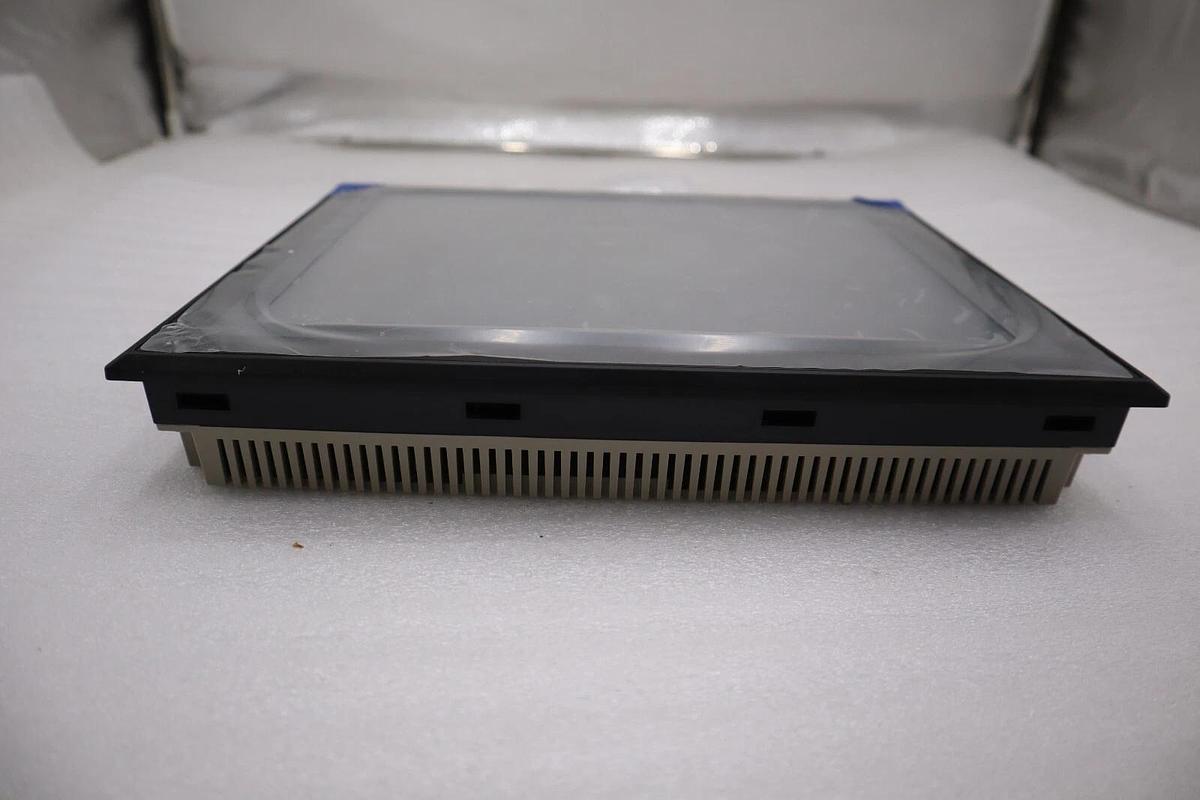 New NO BOX OMRON NS12-TS01B-V2 Interactive Display Color Touch Panel STOCK 2923A