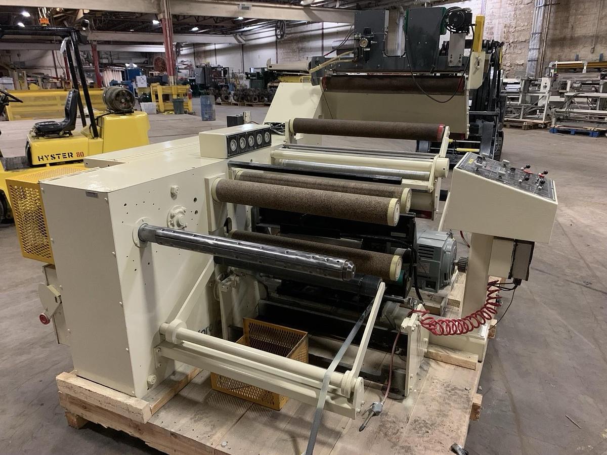 Used 32" WIDE STANFORD MAN ROLAND MODEL 152 FW DOCTOR REWINDER 30" REWIND CAPACITY