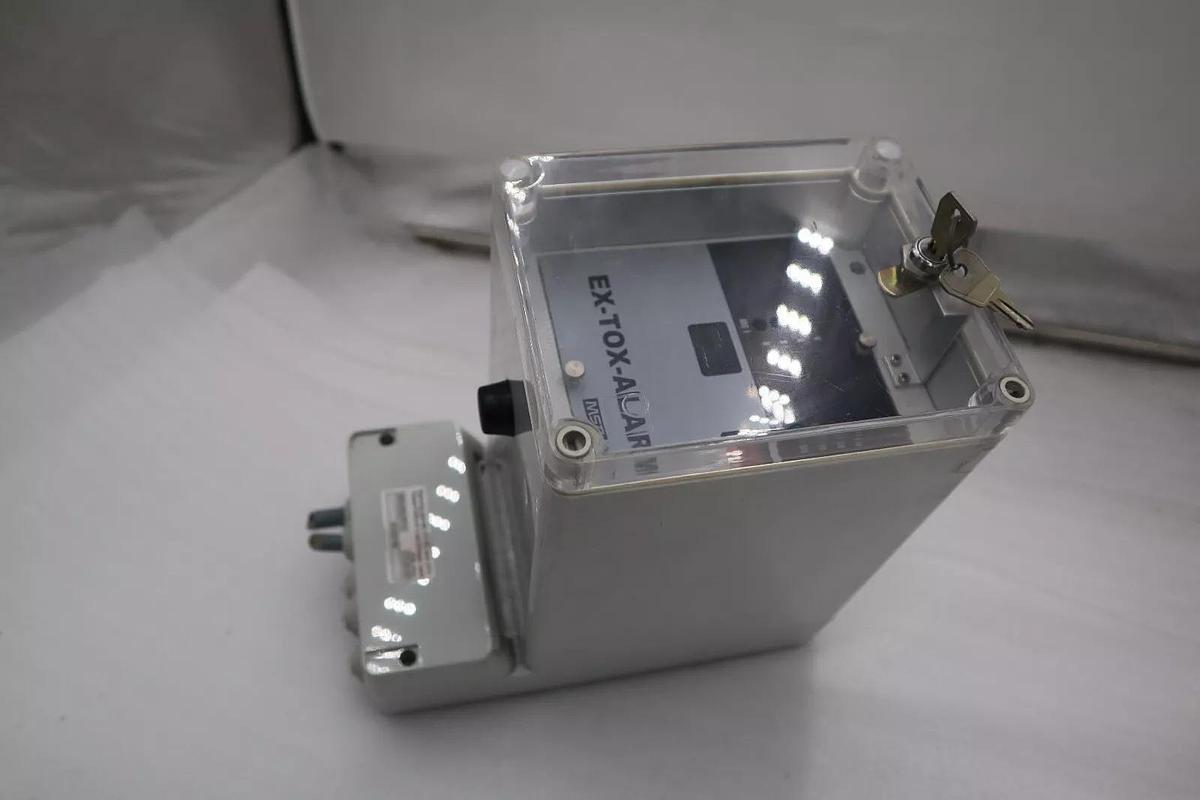 Used MSA Auer Wandgehäuse WG290 GEB D0742707 STOCK 1387-C