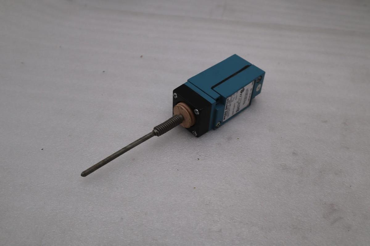 Used HONEYWELL LSYJC1A-7A MICROSWITCH MICRO LIMIT SWITCH STOCK #GF-708A