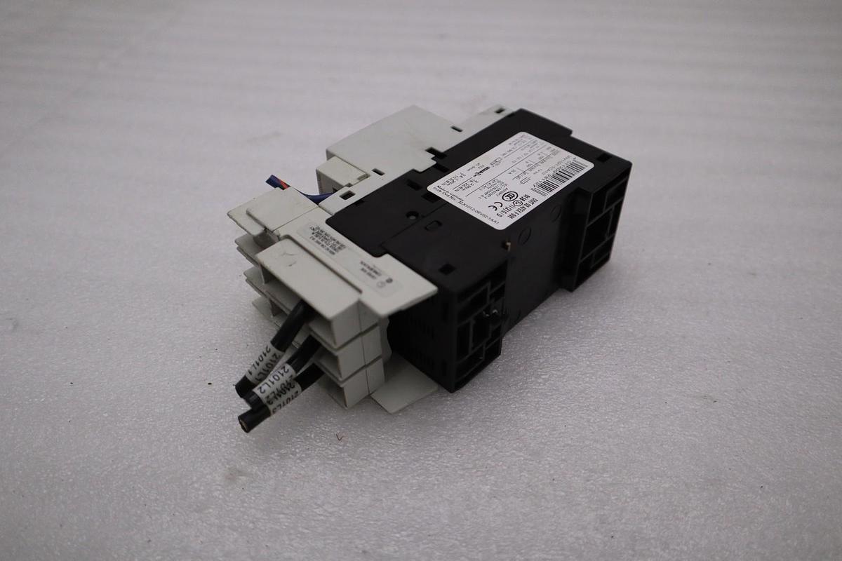 Used LOT OF 4 Siemens 3RV1021-1CA10 Manual Circuit Breaker 1.8-2.5A STOCK H1828