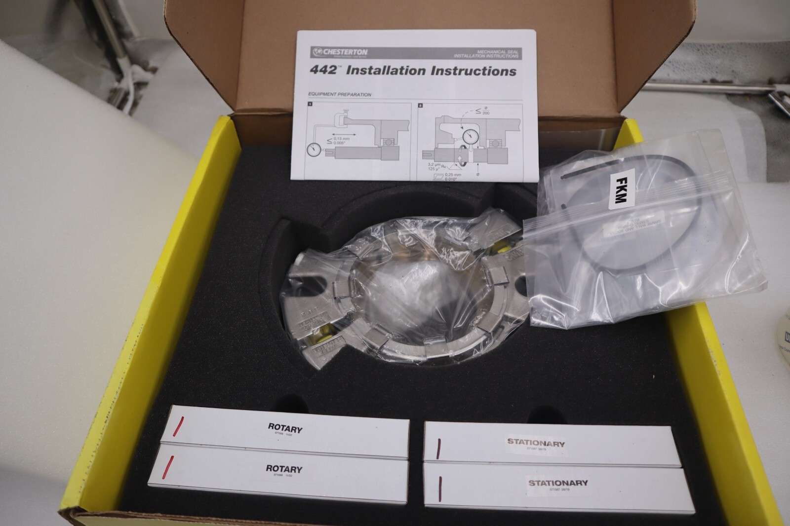 NEW IN BOX Chesterton 442-30 SA RSC/RSC S FKM Split Seal STOCK 1449B