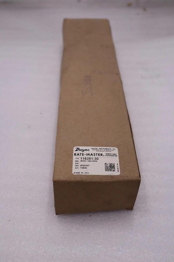 Used NEW DWYER RMC-142-SSV RATE-MASTER RMC 0.2-2.2 GPM FLOW METER STOCK H1182