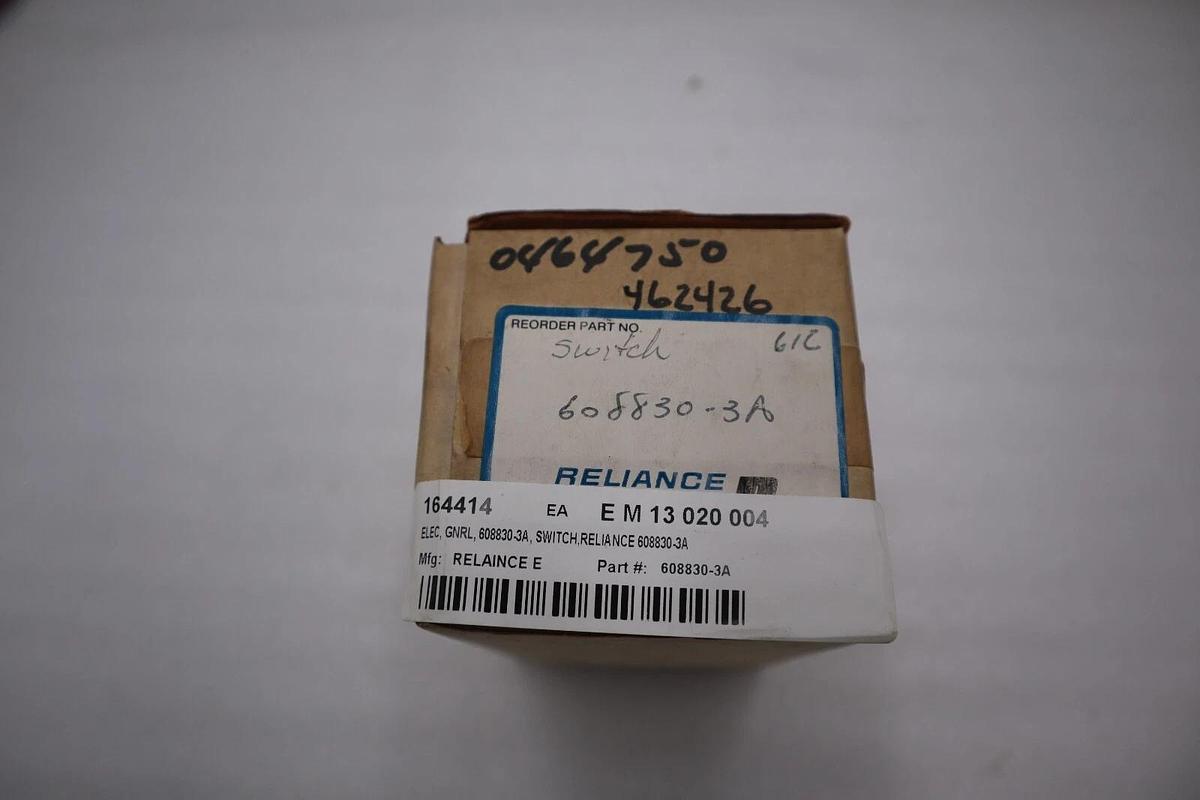 RELIANCE ELECTRIC 608830-3A TYPE 716 SIZE-1600A AUXILIARY CONTACT BLOCK G446A