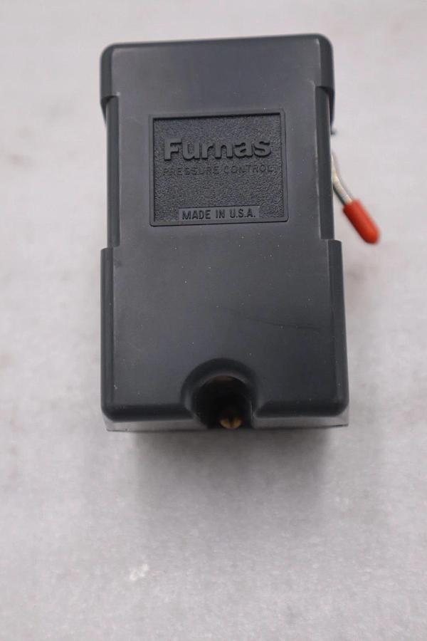 Furnas 69MB7L Pressure Switch with Disconnect Lever STOCK 6084