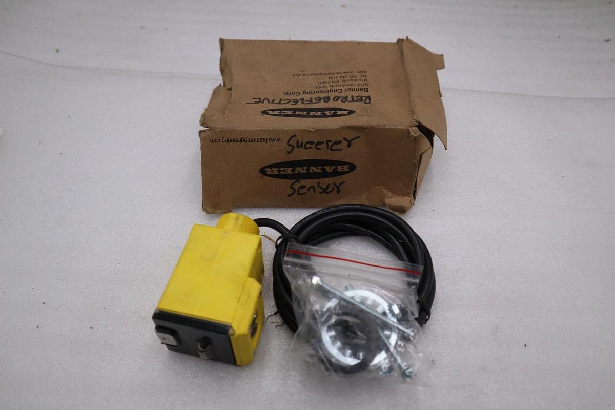 Used NEW OPEN BOX Banner Engineering Q45VR3LV Photoelectric Sensor STK K2081CC