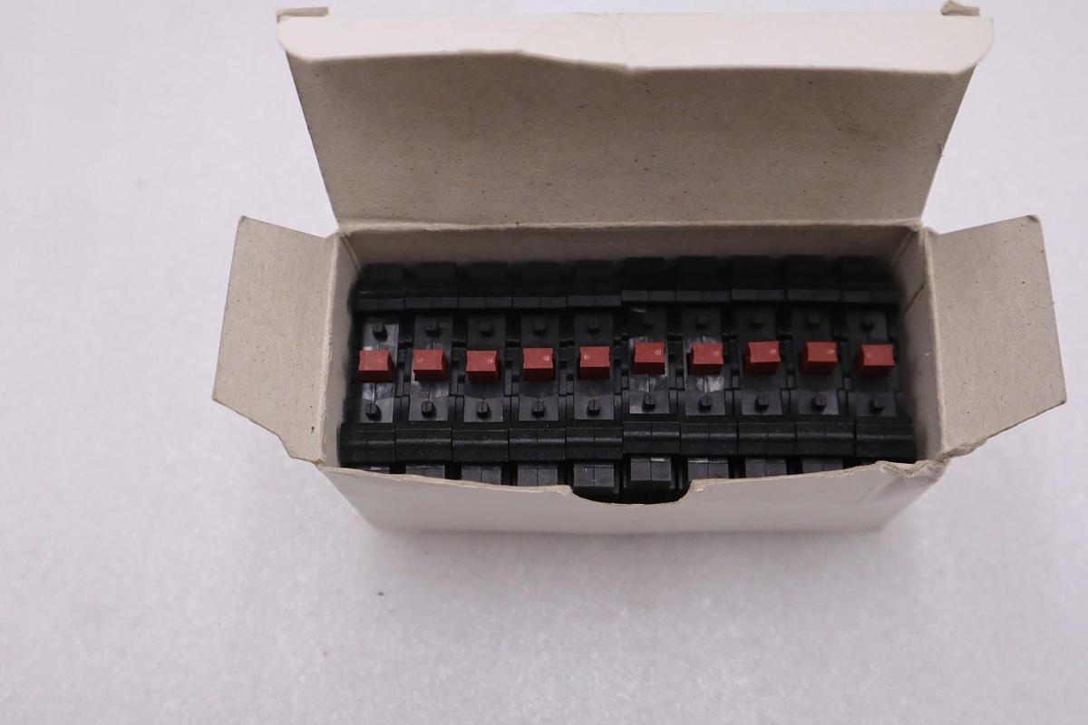 Used NEW OPEN BOX SIEMENS 3SB3 400-0E Auxiliary Contact BOX OF 10 STK H290A