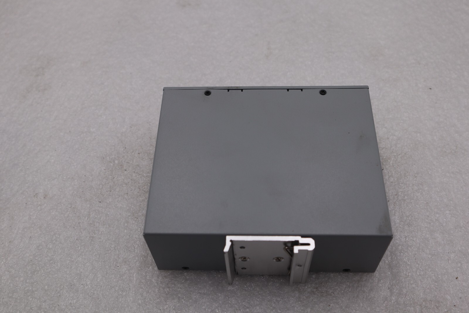 Used ALLEN BRADLEY 1783-US8T STRATIX 2000 UNMANAGED ETHERNET SWITCH SER A #K-2643