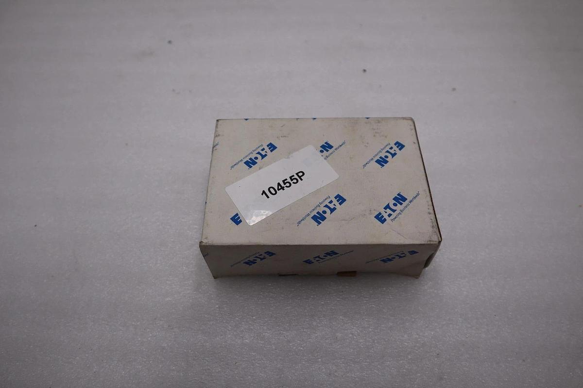 Used NEW OPEN BOX Eaton FAZ-D7/2-NA Miniature Circuit Breakers STK H1311A