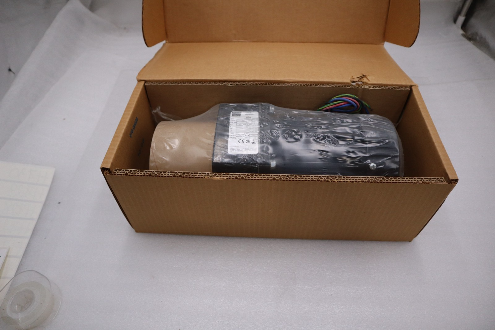 Bodine gear motor 42r5bfpp-e2 230V 3PH 1/4HP 10:1 170 RPM NEW UNIT STOCK H711