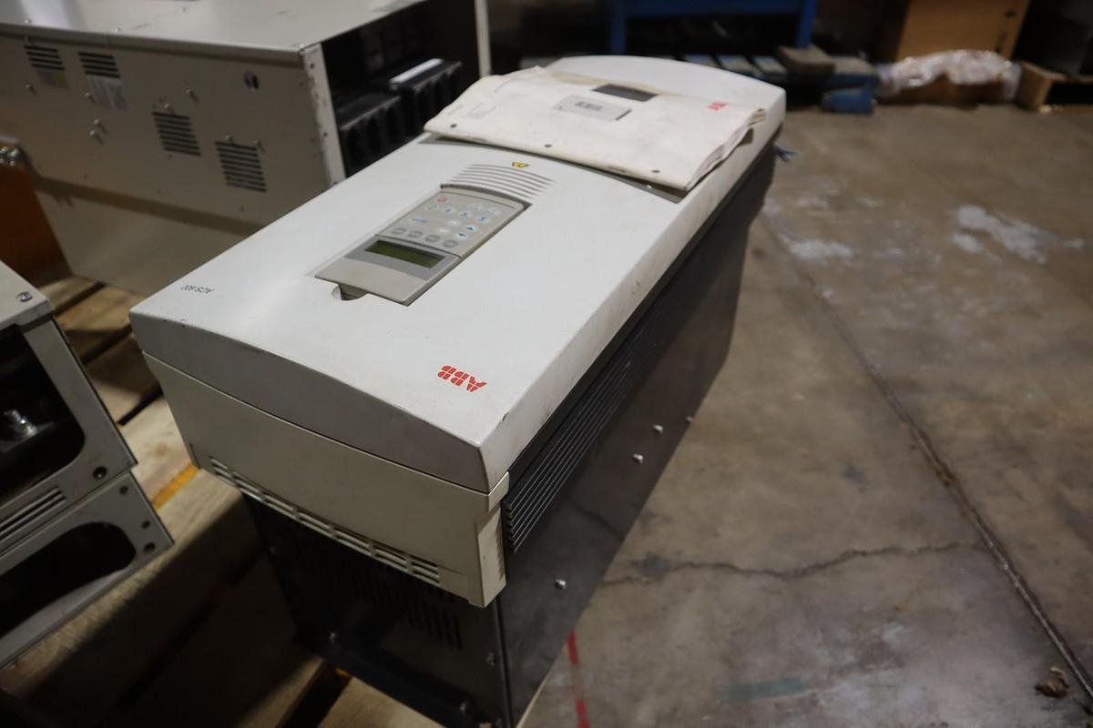 Used ABB ACS601-0100-5-S00B1200801 FREQUENCY CONVERTER DRIVE 380-500 V AC MAX #CC-28