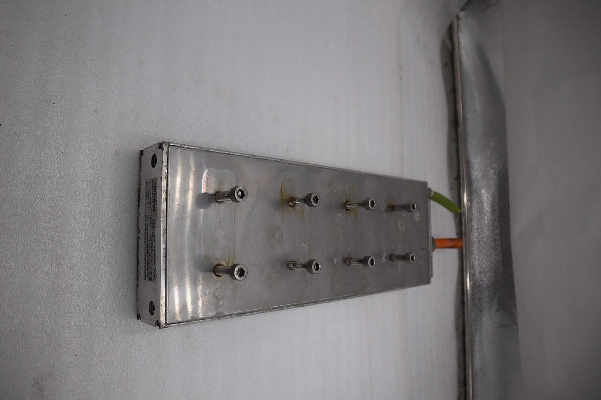 Used SIEMENS 1FN3 300-2WC00-0AA1 PRIMARY SECTION F. LINEAR MOTOR STOCK 3037A