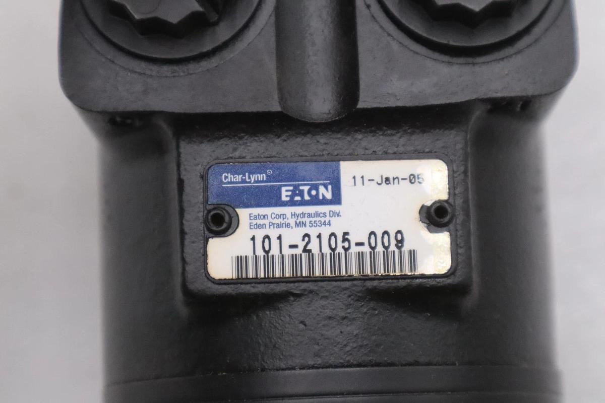 NEW OEM Char-Lynn 101-2105-009 / Eaton 101-2105-009 HYDRAULIC Motor STOCK GF-562