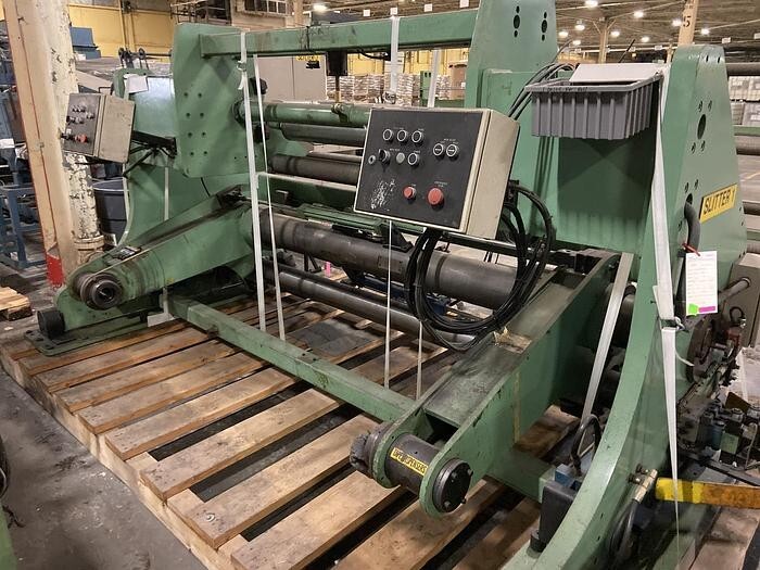 Used 65" TITAN ATLAS SHAFTLESS FLOOR PICK UP UNWIND STAND