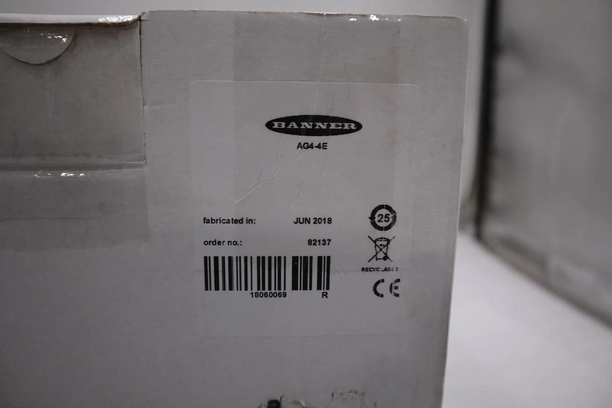 Used BANNER ENGINEERING AG4-4E 82137 24VDC NEW IN BOX STOCK 2917A