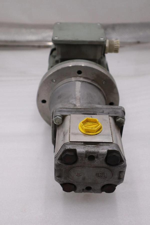 FCPA718-4 MOTOR PUMP 220-280/380-480VAC 50/60HZ 1.84A 1680RPM STOCK H991