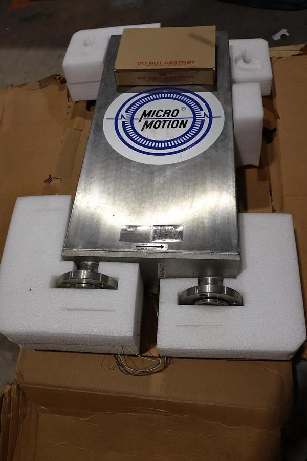 NEW IN BOX - Micro Motion DL200S227SU Mass Flow Sensor 2in STOCK HS36