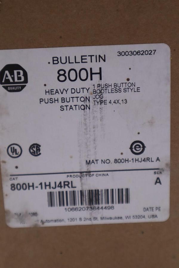 Used ALLEN-BRADLEY 800H-1HJ4RL HEAVY DUTY SWITCH PUSH BUTTON SER A STOCK #054-A