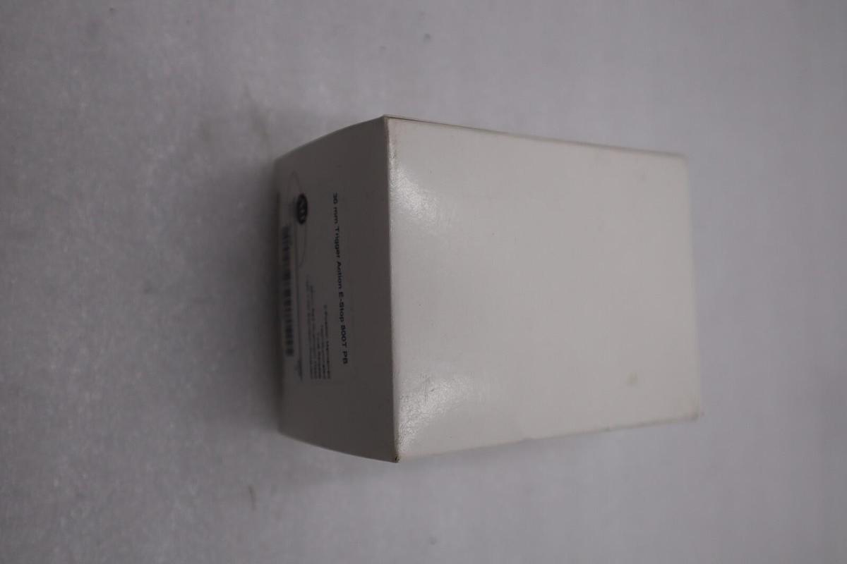 NEW IN BOX ALLEN BRADLEY 800T-TFXT6AF SER A E-STOP 800T STOCK G601A