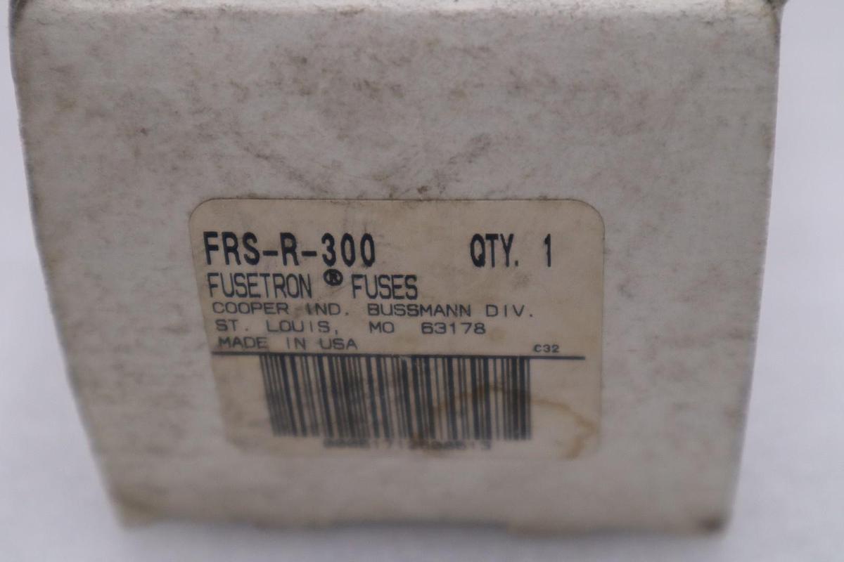 Used LOT OF 7 NEW OPEN BOX BUSSMAN FUSTRON FRS-R-300 600 V 300 AMP STK GF751