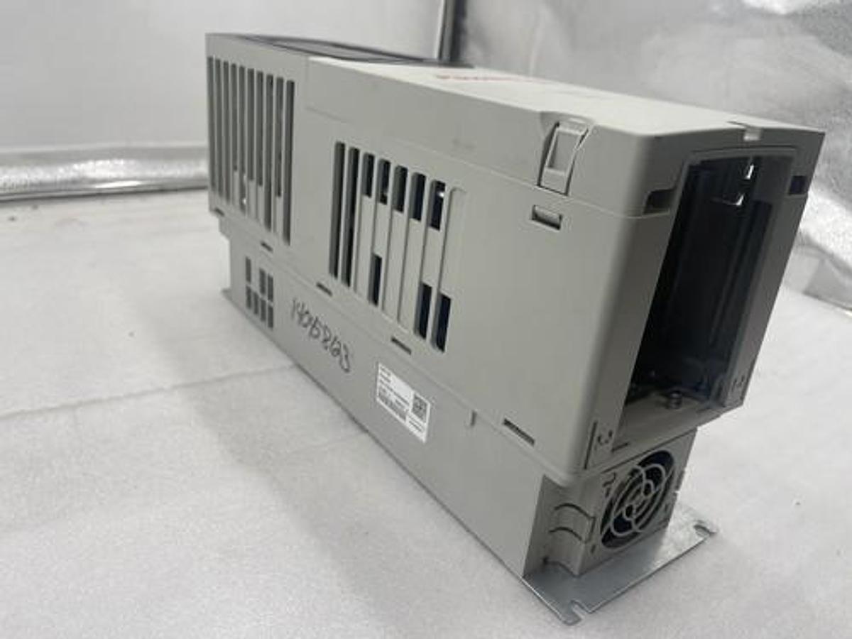 Used NEW ALLEN BRADLEY PowerFlex 755 20G11ND2P1AA0NNNNN 1 HP VFD DRIVE STOCK 3697