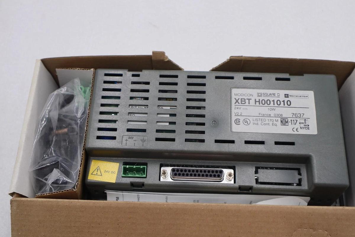 Used TELEMECANIQUE XBTH001010 DISPLAY UNIT STOCK #2902