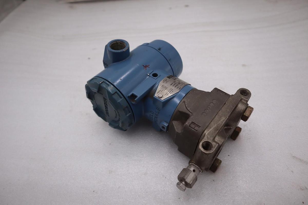 Used NEW Rosemount 3051CG4A52A1AB4E5M5 Pressure Transmitter STOCK L-94C