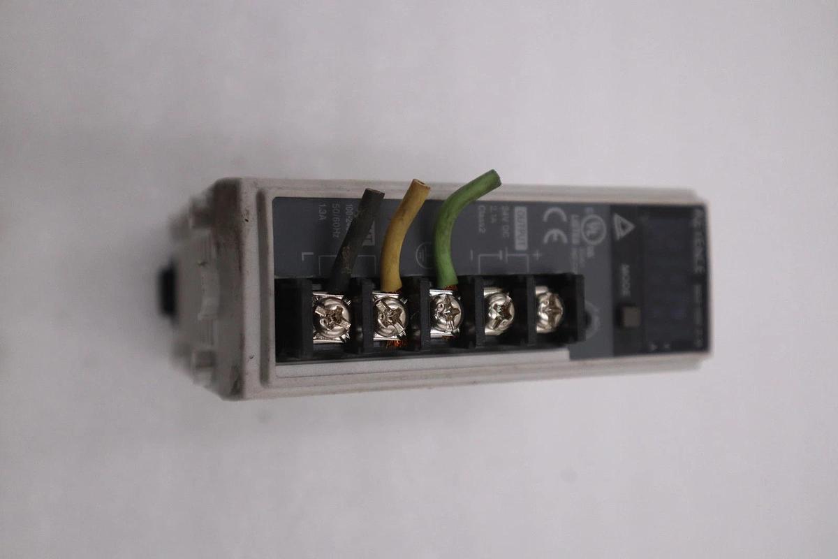 Used Keyence MS2-H50 Switching Power Supply 24 VDC 2.1 A MS2H50 STK L197CC