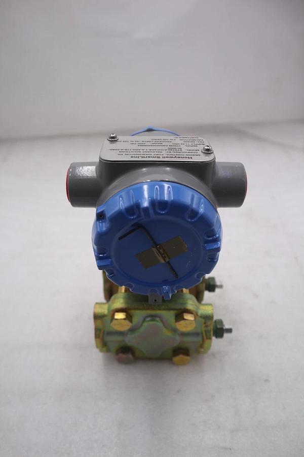 HONEYWELL STD720-A1HC4AS-1-A-AD0-11S-A-00A0-00-0000 11-42VDC 4500PSI STK 4595