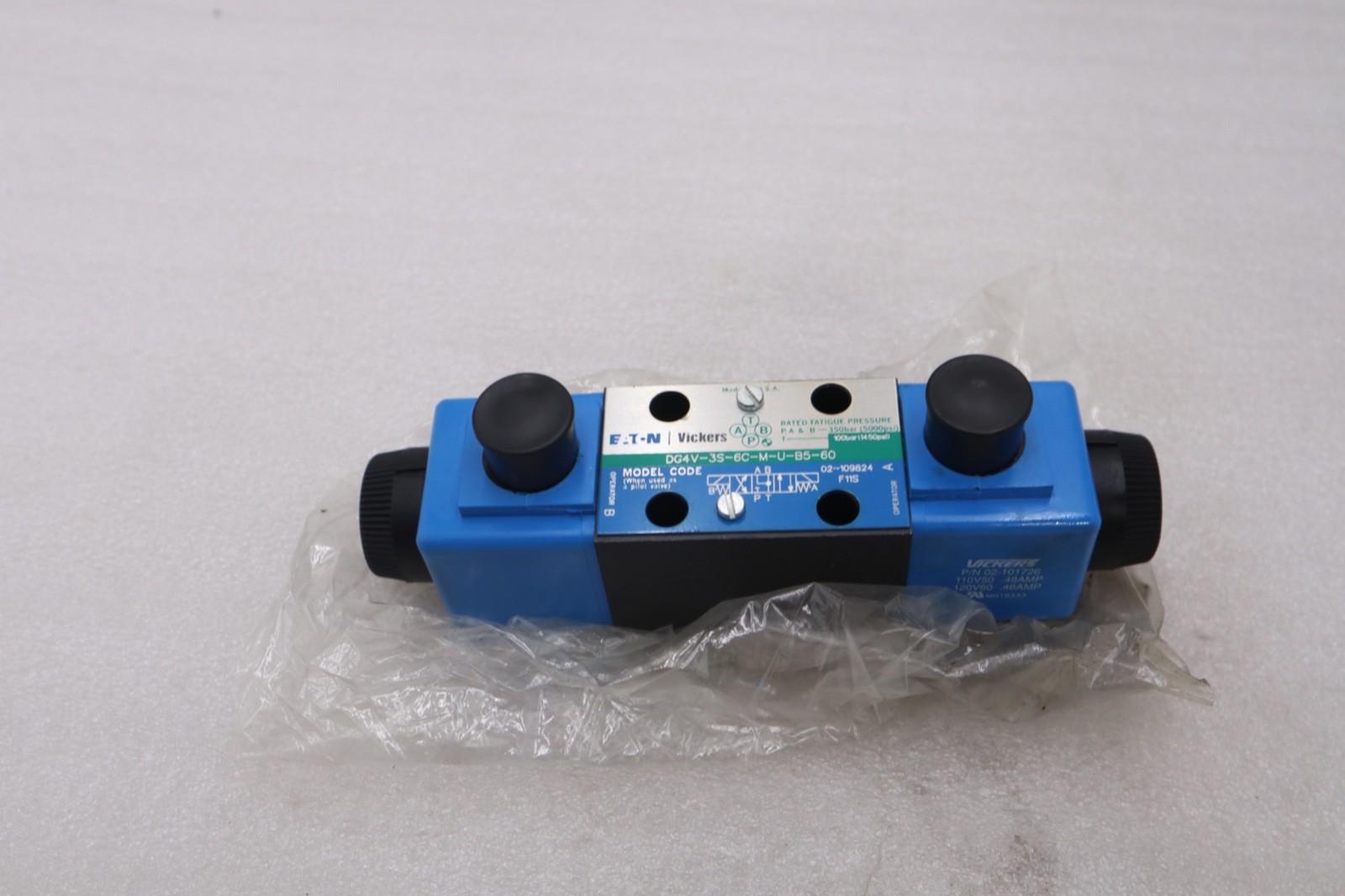 Used EATON VICKERS DG4V-3S-6C-M-U-B5-60 HYDRAULIC PILOT VALVE STOCK #K-1969A