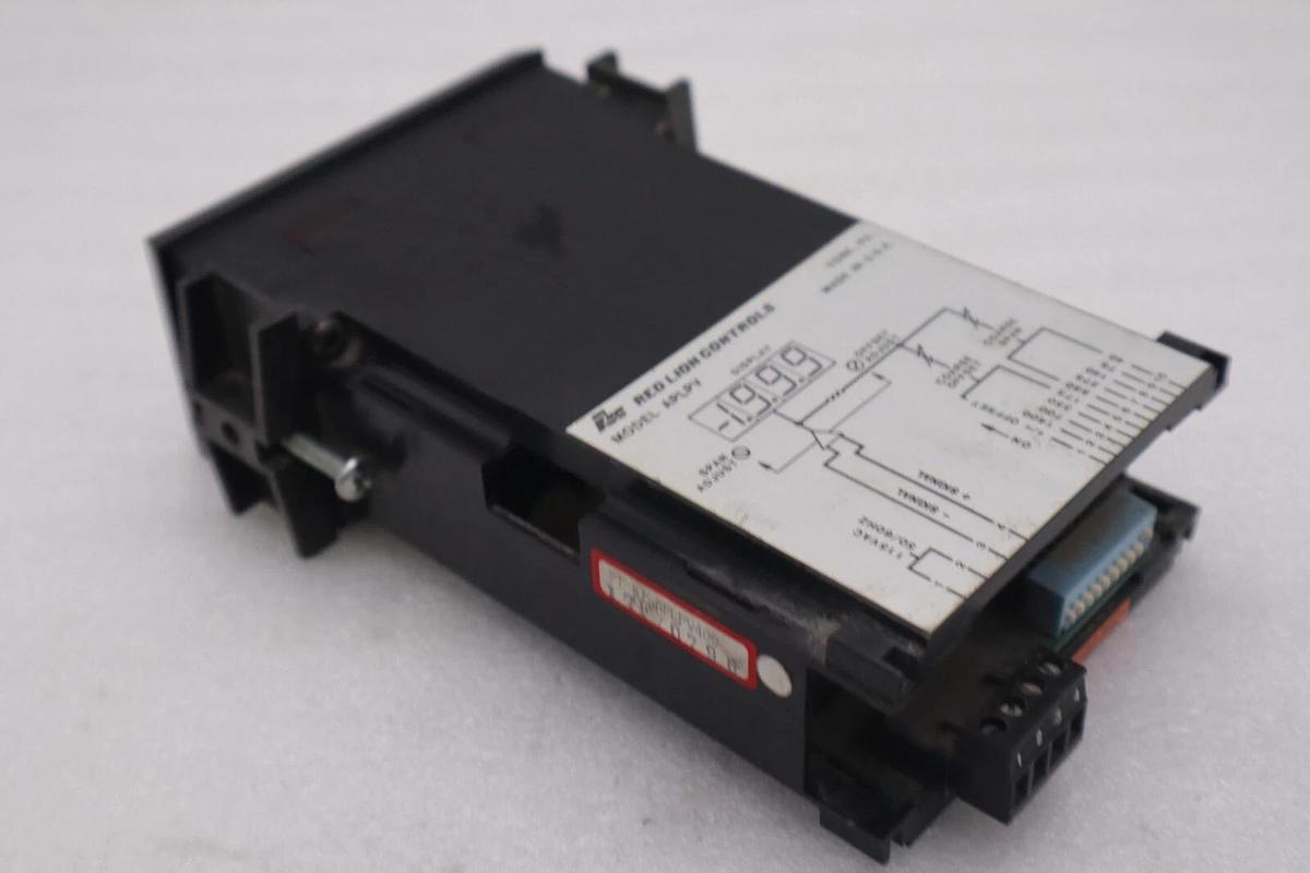 Used RED LION CONTROLS MODEL APLPV PROCESS VOLTMETER 115VAC 50/60Hz STOCK L-555-C