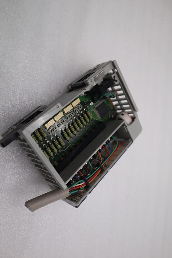 Used ALLEN-BRADLEY 1769-IQ16 SERIES A 16 PT. INPUT MODULE STOCK #K-1560C