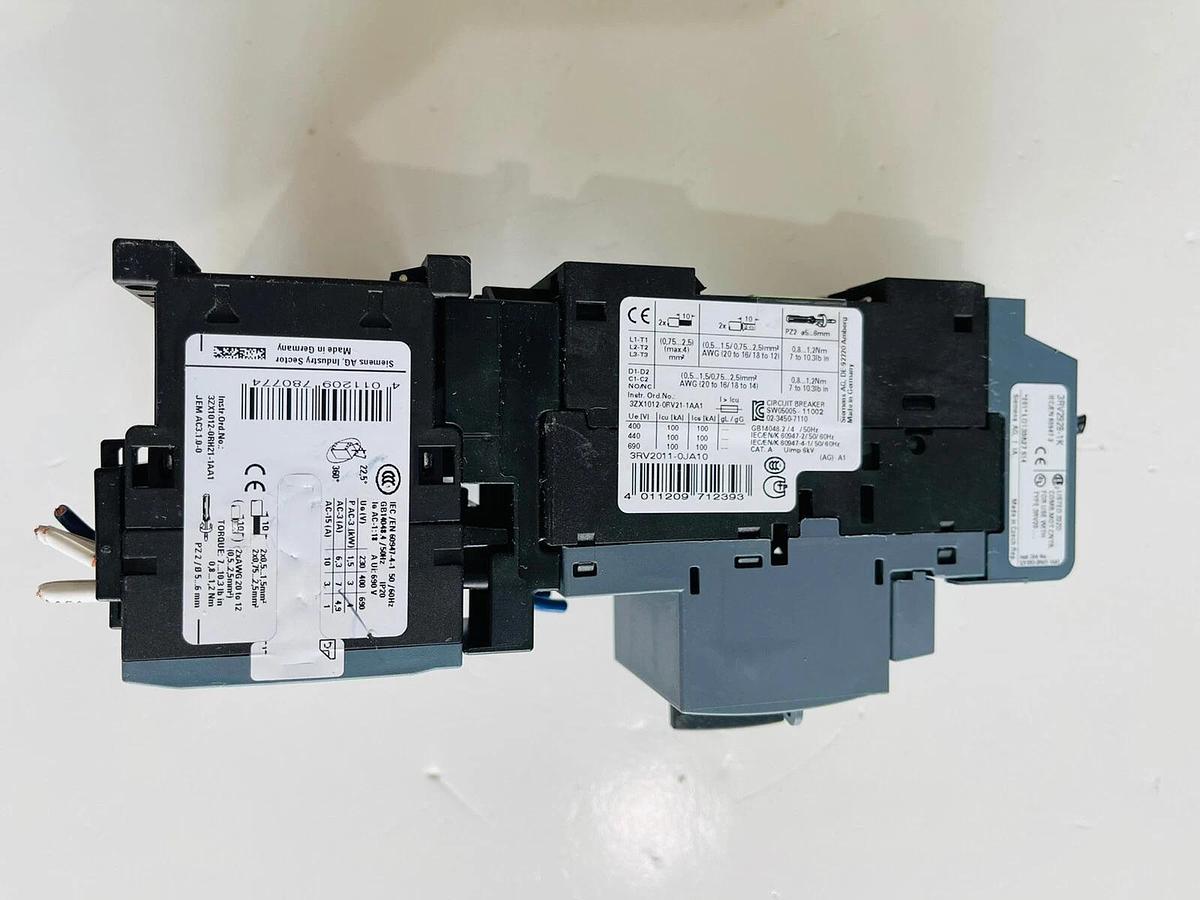 Used SIEMENS SIRIUS 3RV2011-0JA10 CIRCUIT / 3ZX1012-0RH21-1AA1/ 3RV2928-1K #K-813
