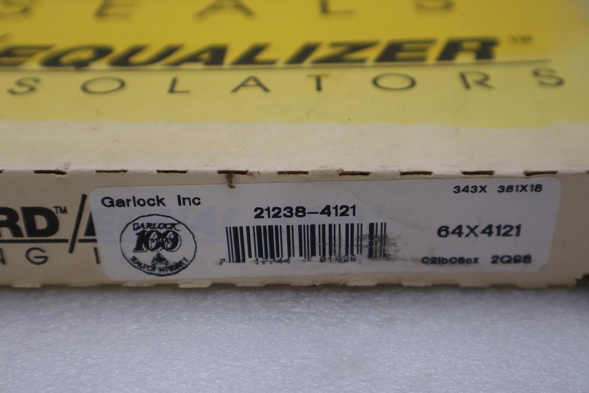 GARLOCK KLOZURE 21238-4121 / 212384121 NEW UNIT (FOUR AVAILABLE) STOCK 2243B
