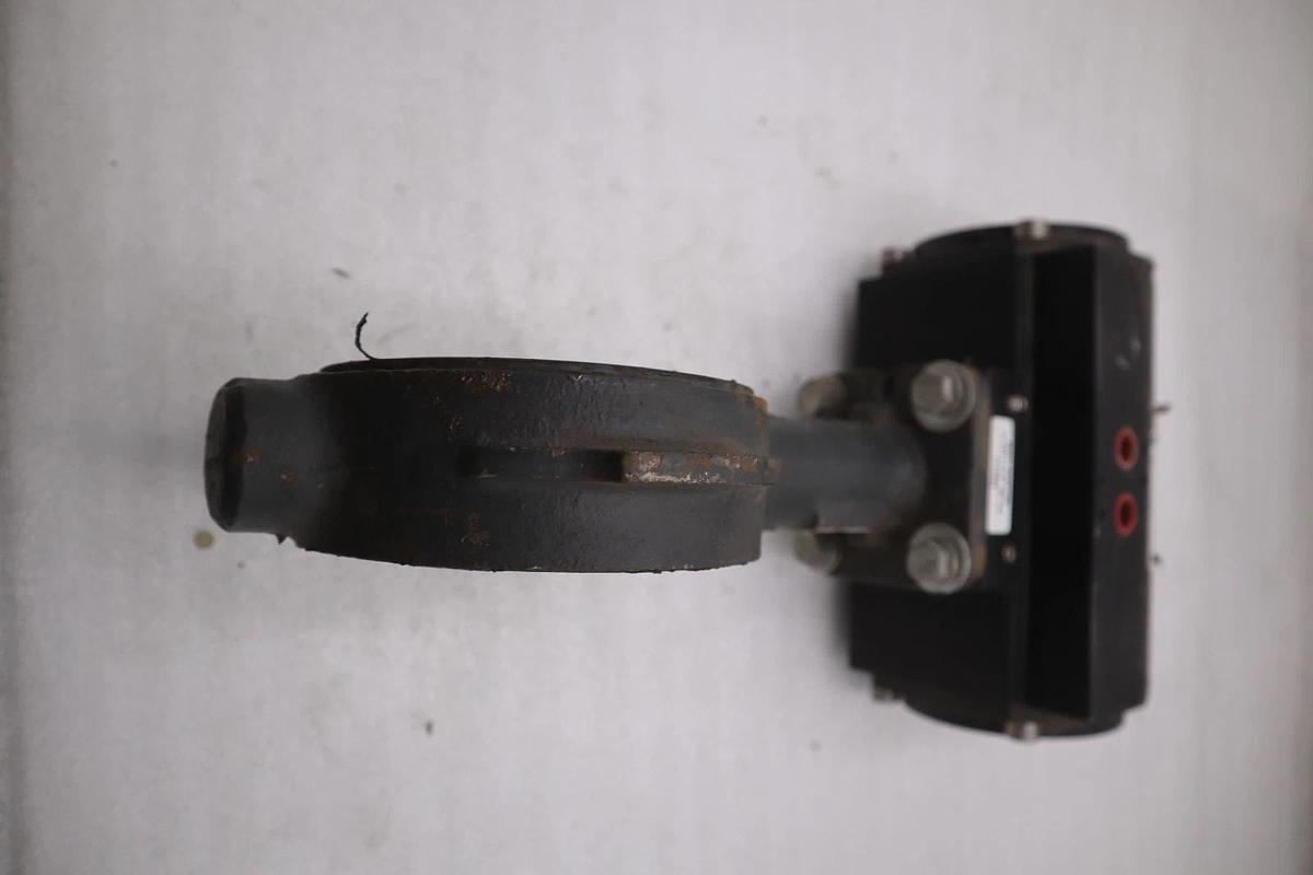 NIBCO WD3222 BUTTERFLY VALVE 250PSI 2-1/2" - STOCK M-27CC