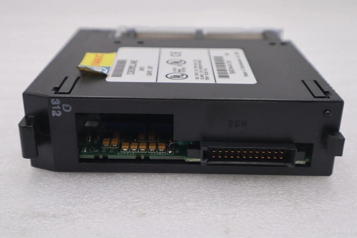 New GE FANUC IC693MDL240E INPUT MODULE 16 POINT DISCRETE 120 VAC STOCK 5506