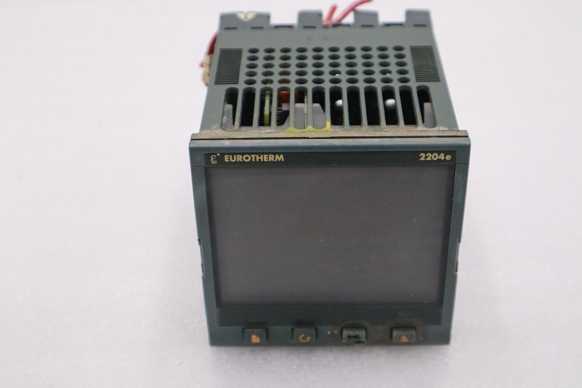 Used EUROTHERM 2204E TEMPERATURE CONTROLLER 2204E/VC/VH/RU/RW/XX/XX... STOCK K-397-D